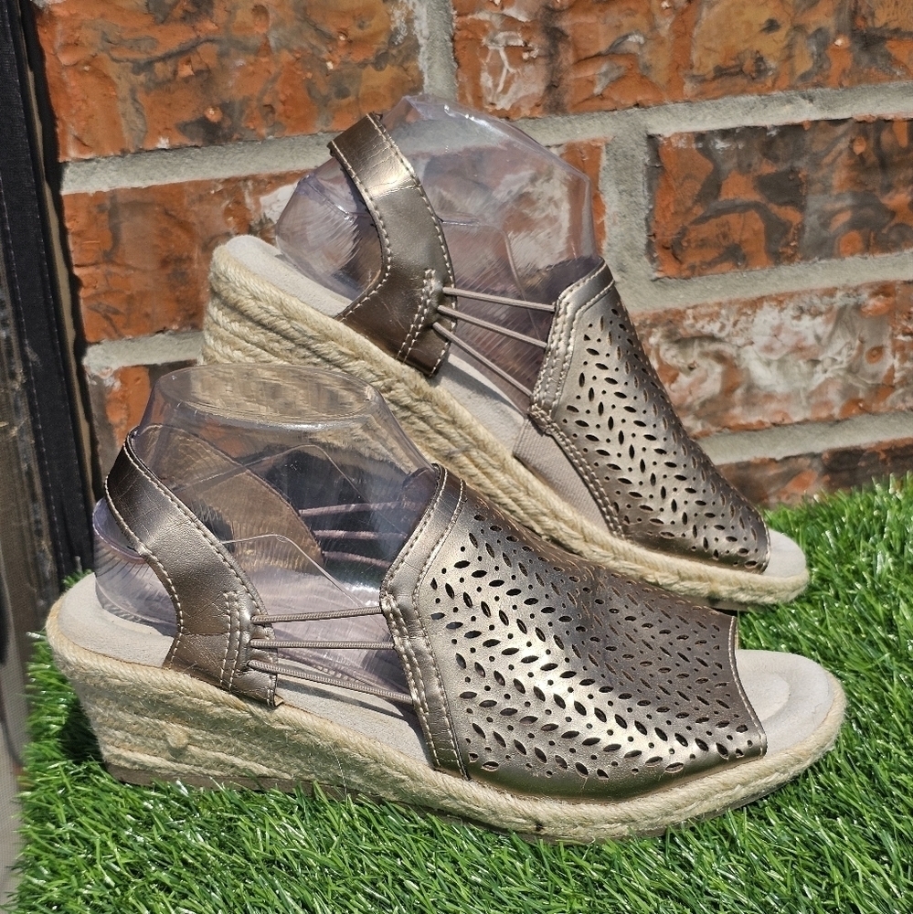 Earth Spirit Espadrille Wedge Sandals Womens Size 9 Metallic Bronze Gelron